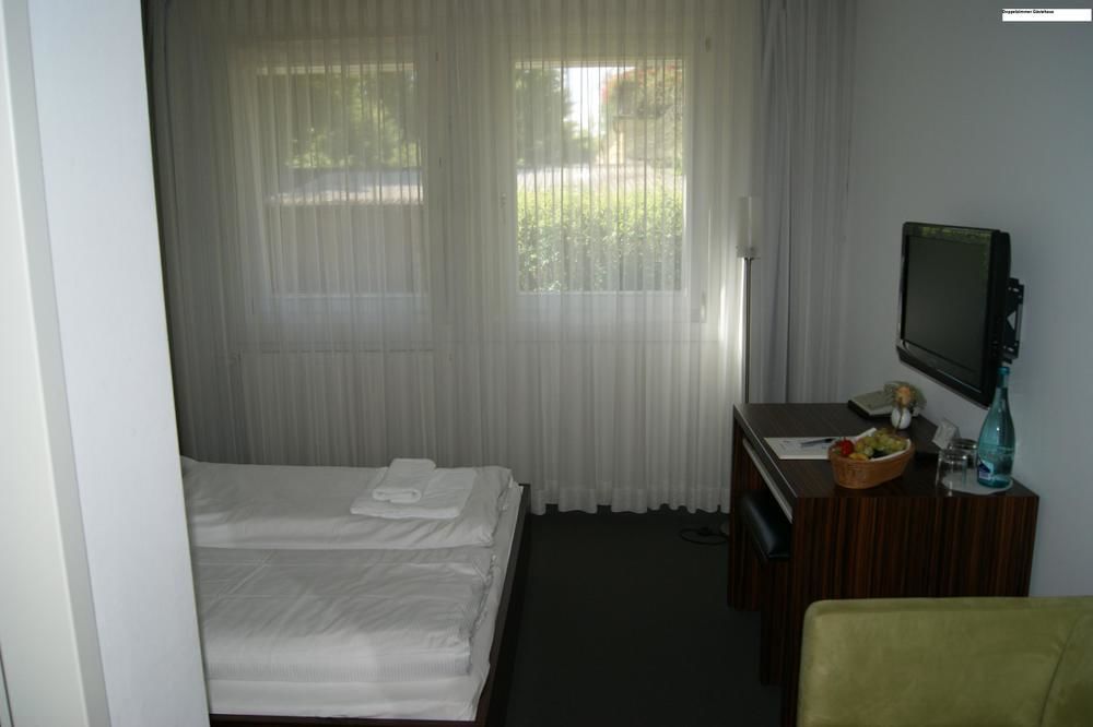 Das Schmoeckwitz Berlim Exterior foto